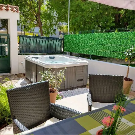 Apartment Lemon Tree Split Exterior photo
